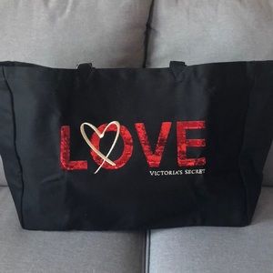 Victoria’s Secret tote